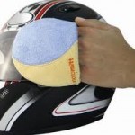 pulizia per casco moto